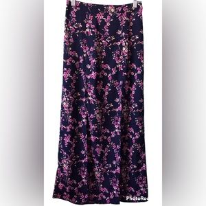 Lip slide maxi skirt